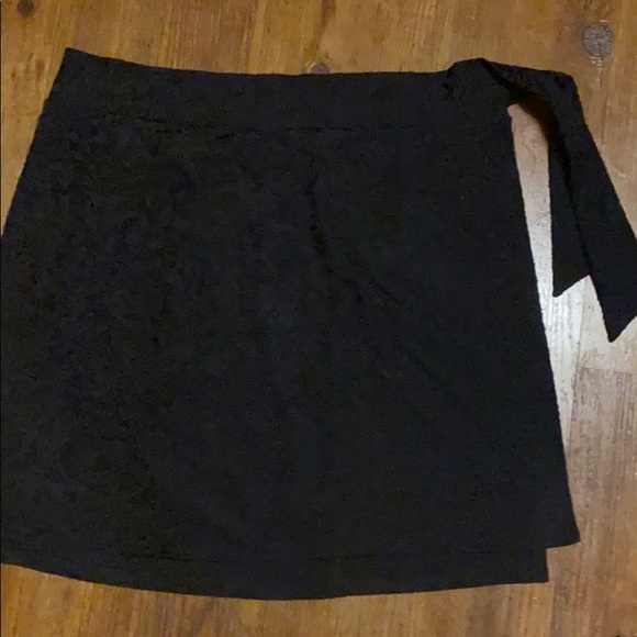 Neverworn black velvet-look design tankini w/ wrap - Picture 5 of 5